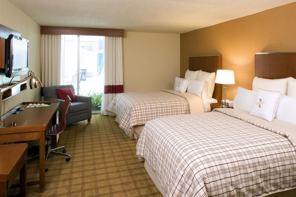 Four Points By Sheraton Houston Citycentre Extérieur photo