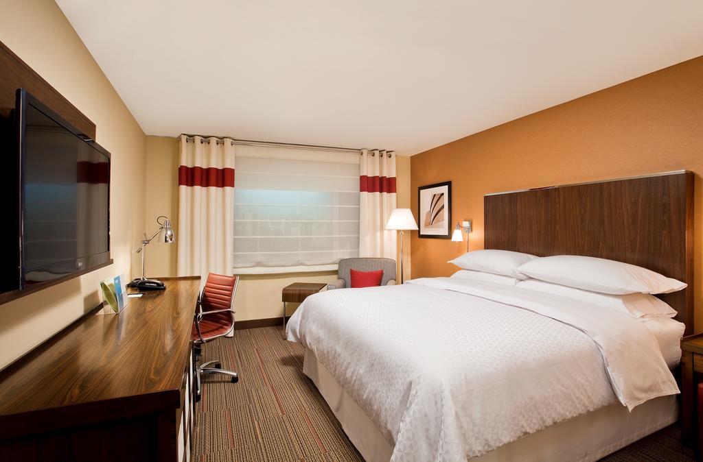 Four Points By Sheraton Houston Citycentre Extérieur photo