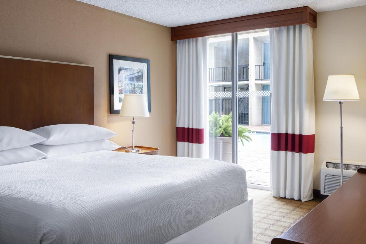 Four Points By Sheraton Houston Citycentre Extérieur photo