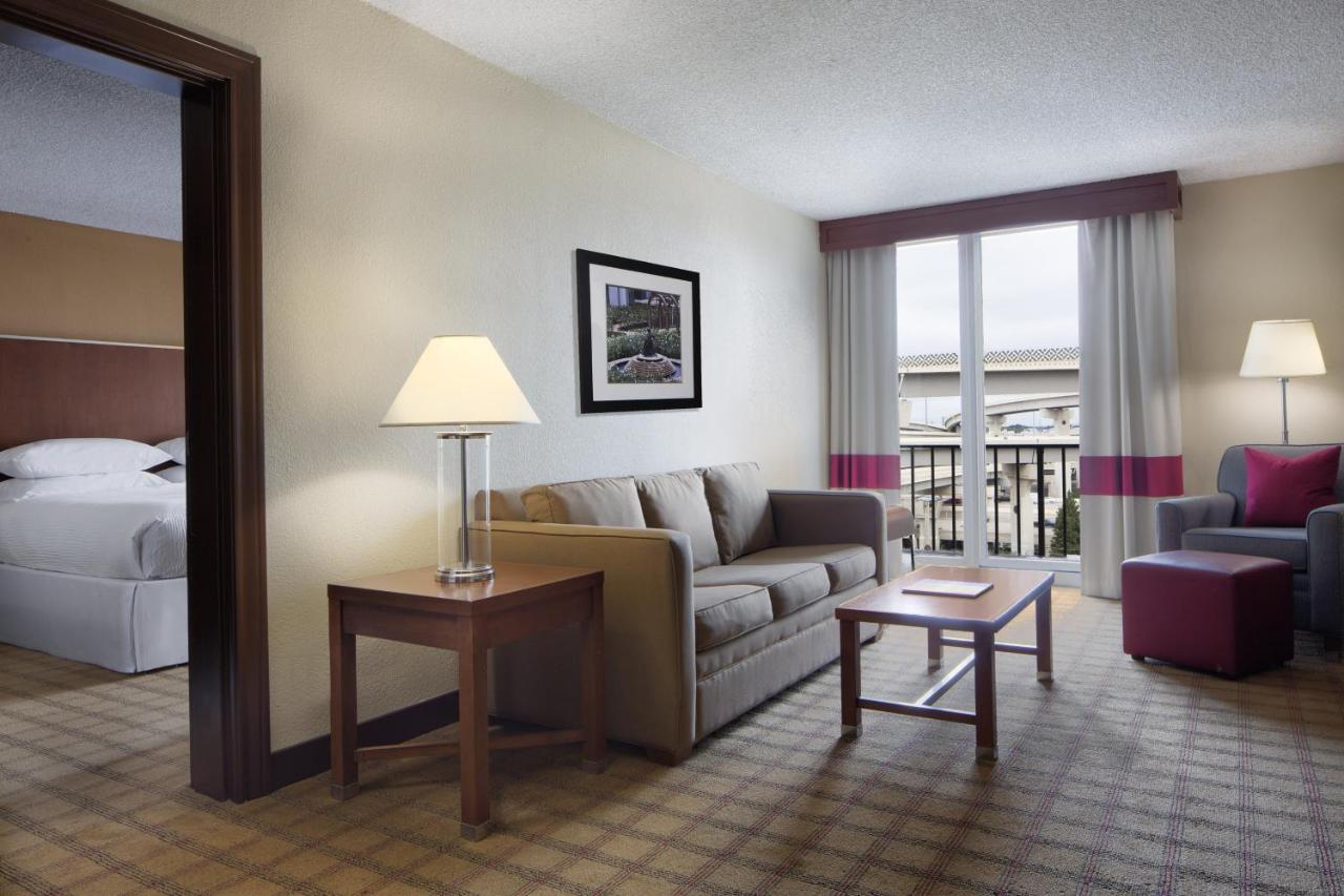 Four Points By Sheraton Houston Citycentre Extérieur photo